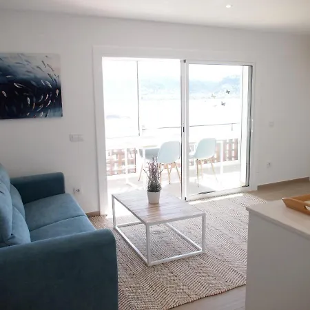 Miramar 40a Apartment Roses