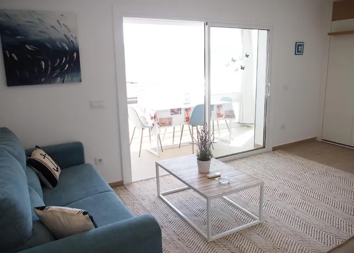 Miramar 40a Apartment Roses